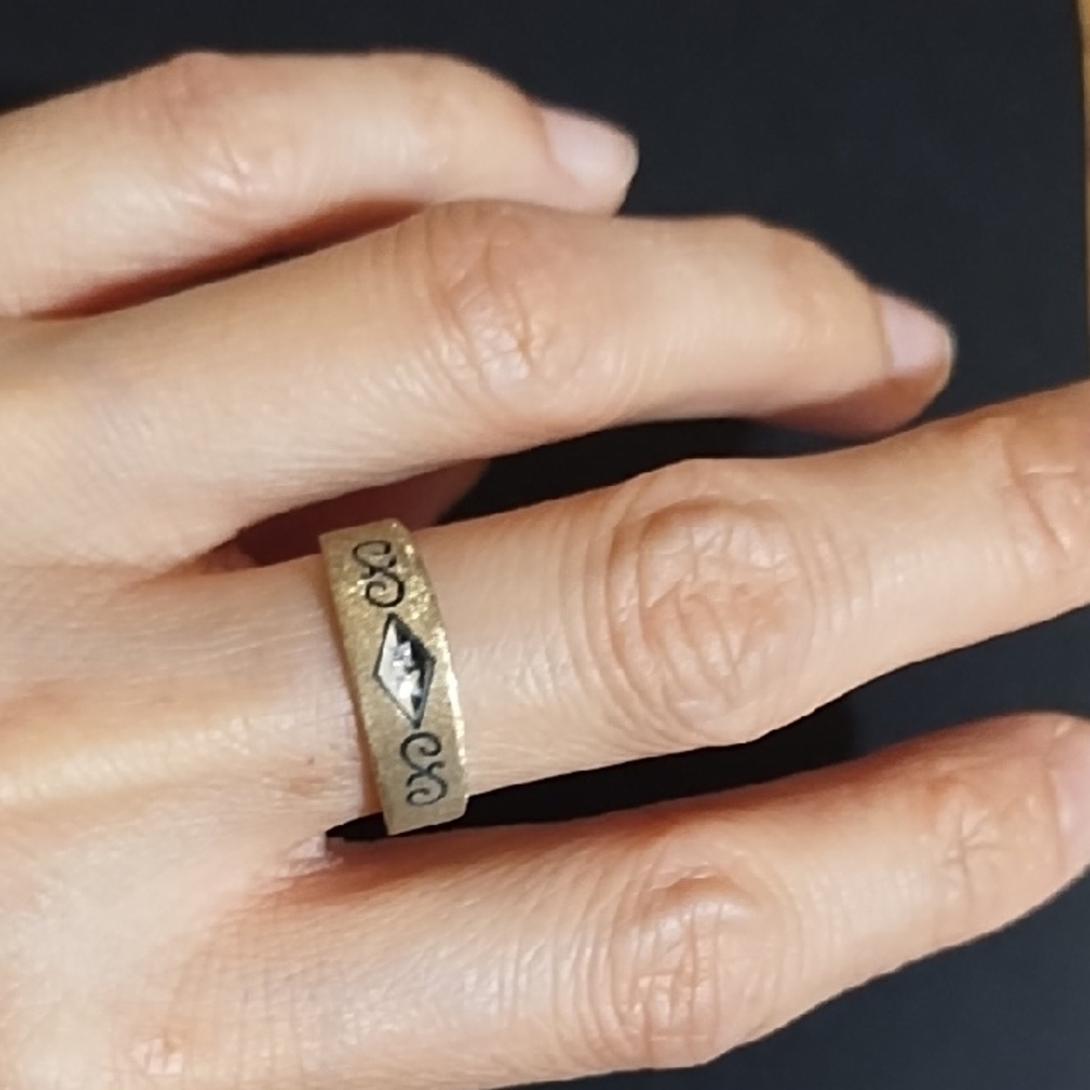 Elegant Gold And Diamond Ring